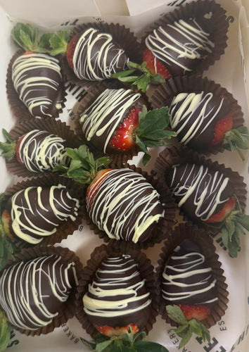 12 Belgian chocolate strawberries